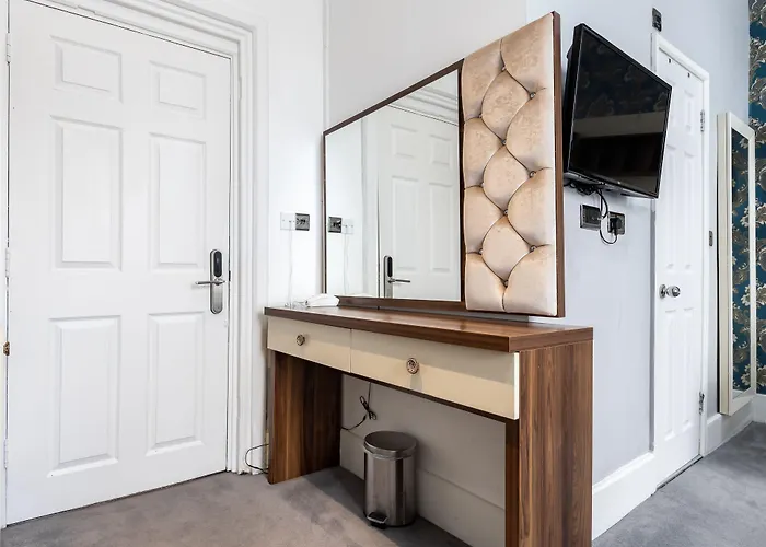 Vilenza Hotel London